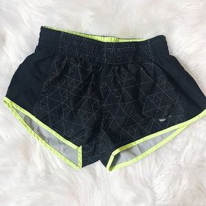 NIKE DRI-FIT SHORTS